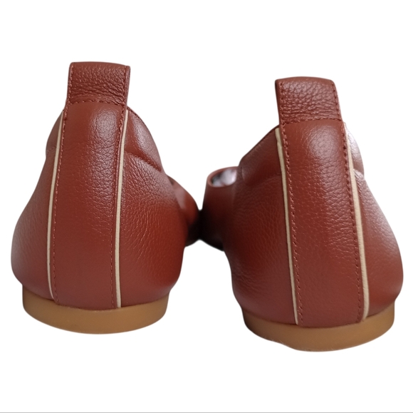 Everlane Day Glove Flats Toasted Almond - Picture 5 of 8